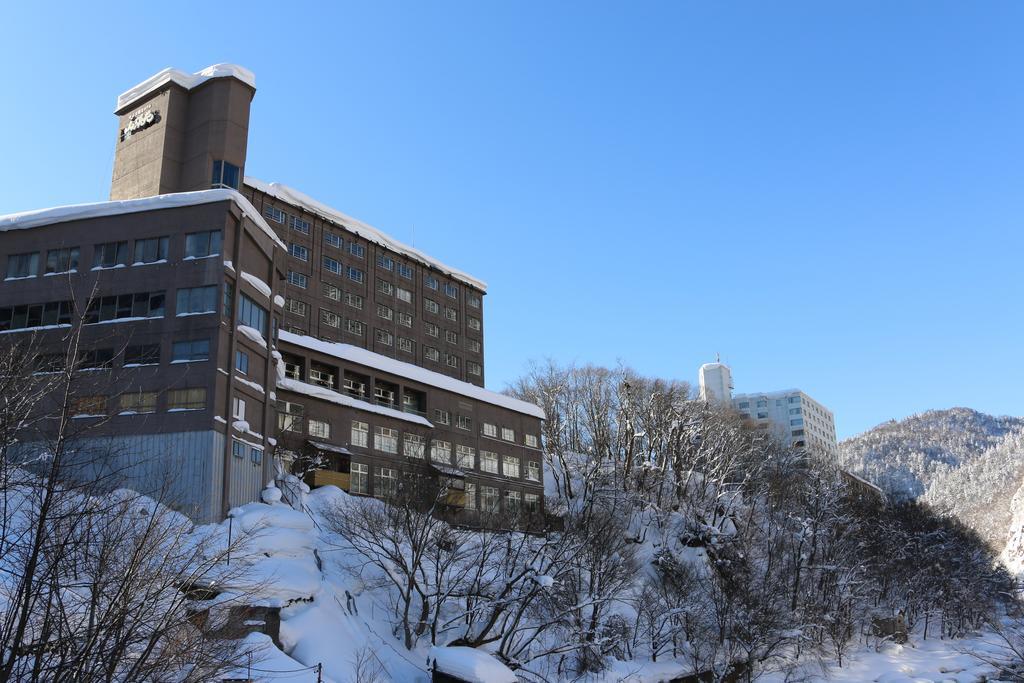 Hotel Sankeien Sapporo Dış mekan fotoğraf