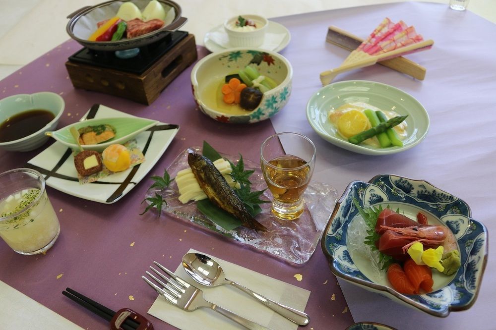 Hotel Sankeien Sapporo Dış mekan fotoğraf