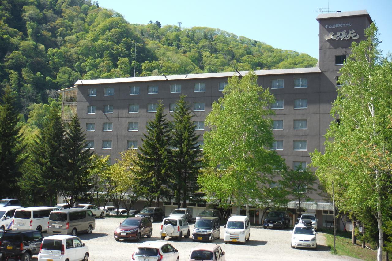 Hotel Sankeien Sapporo Dış mekan fotoğraf