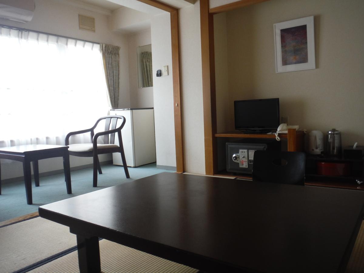 Hotel Sankeien Sapporo Dış mekan fotoğraf